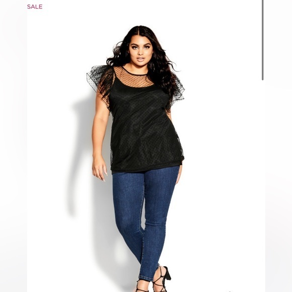 City Chic Spotty Time top in black, short frilled sleeves, dobby spot top Size22 - Picture 5 of 14